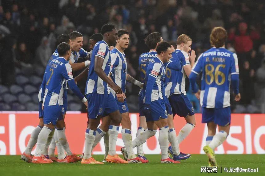 开云官方app入口-强得可怕！夺冠热门踢疯了，狂揽11连胜+赛季不败，高居榜首